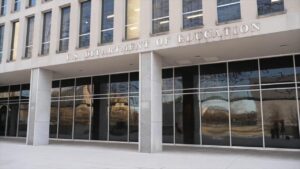 ‘A Tsunami Coming From Washington’: Chicago, Illinois Leaders Respond to Education Department Layoffs – WTTW News