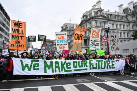 People’s March brings thousands to streets of Washington DC – BBC
