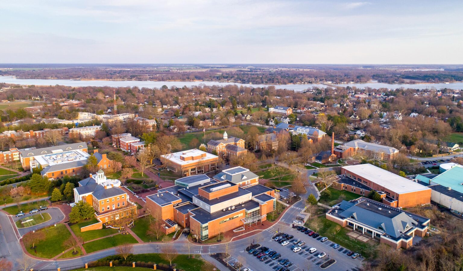 Washington has one of the ‘most beautiful’ college campuses in the US, ranking shows – Kitsap Sun
