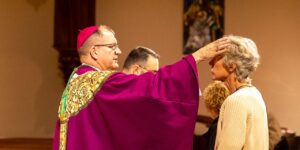Feds call child abuse confession law for priests “anti-Catholic” as church vows to excommunicate those who comply – CBS News