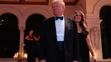 A Trump Oligarchy Is Moving to Washington, and Buying Up Prime Addresses – The New York Times