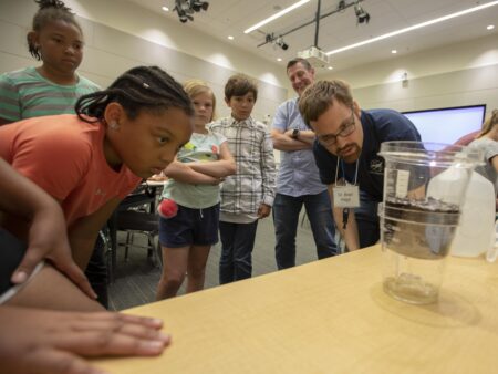 NASA, US Department of Education to Launch STEM Project in Washington – NASA (.gov)