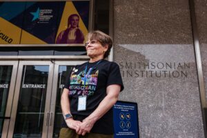 Amid Trump standoff, Smithsonian says only secretary can hire and fire – The Washington Post