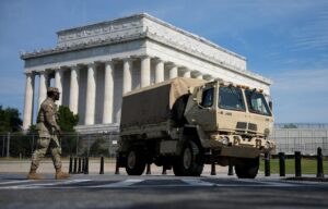 National Guard troops arrive in DC under Trump’s order to fight crime, reduce homelessness – USA Today