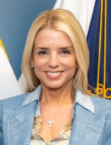 Attorney General Pam Bondi appoints DEA chief as DC’s ’emergency police commissioner’ – USA Today