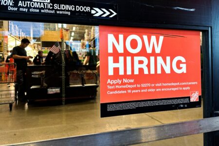 US applications for jobless benefits rise last week, but layoffs remain historically low – WTOP