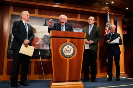 Democrats are at odds over Israel-Iran war as Trump announces U.S. strikes on Iran – PBS