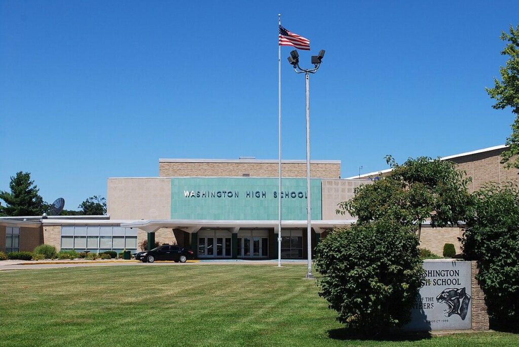 These are Washington’s top 10 high schools, according to US News – FOX 13 Seattle