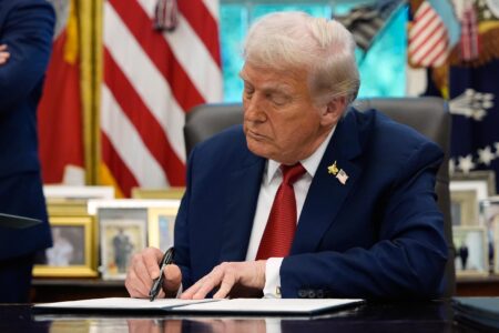Trump signs proclamation allowing death penalty in D.C. crime cases – Reuters