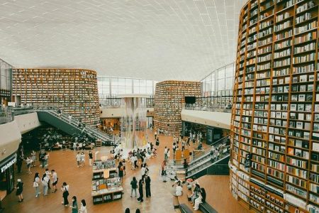 Politics and Prose, Washington, D.C., USA – Bookstore Review – Condé Nast Traveler