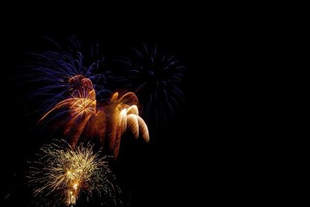 Heat Wave Disrupts Fourth of July Celebrations Across U.S., Strains Power Grids Heat wave disrupts Fourth of July events across US, strains power grids – Reuters