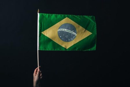 US Revokes Brazil Ambassador’s Visa, Escalating a Diplomatic Feud US revokes Brazil ambassador’s visa in escalation of diplomatic feud – The Guardian
